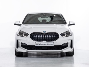 Fotos de BMW Serie 1 118d color Blanco. Año 2023. 110KW(150CV). Diésel. En concesionario Oliva Motor Girona de Girona