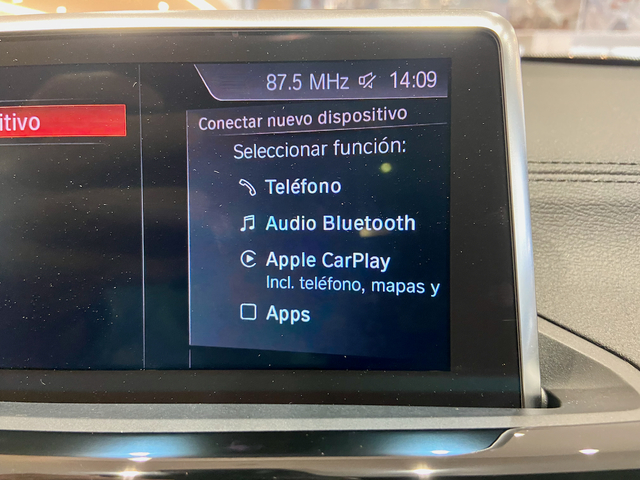 BMW X2 sDrive18i color Gris. Año 2024. 103KW(140CV). Gasolina. En concesionario Automotor Costa, S.L.U. de Almería