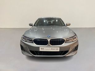 Fotos de BMW Serie 3 320e color Gris. Año 2024. 150KW(204CV). Híbrido Electro/Gasolina. En concesionario Automotor Costa, S.L.U. de Almería