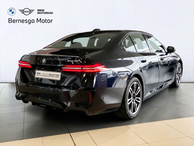 BMW i5 eDrive40 250 kW (340 CV)