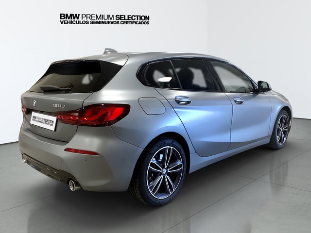BMW Serie 1 120d color Gris. Año 2022. 140KW(190CV). Diésel. En concesionario Automotor Premium Viso - Málaga de Málaga