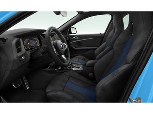Fotos de BMW Serie 1 118i color Azul. Año 2024. 103KW(140CV). Gasolina. En concesionario MOTOR MUNICH S.A.U  - Terrassa de Barcelona