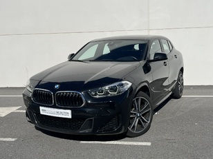 Fotos de BMW X2 sDrive18i color Negro. Año 2022. 103KW(140CV). Gasolina. En concesionario Novomóvil Oleiros de Coruña