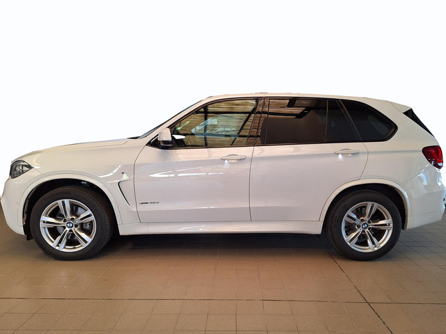 BMW X5 xDrive40d color Blanco. Año 2019. 230KW(313CV). Diésel. En concesionario Automóviles Oviedo S.A. de Asturias