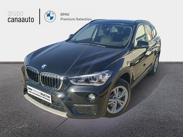 BMW X1 sDrive18d color Negro. Año 2018. 110KW(150CV). Diésel. En concesionario CANAAUTO - TACO de Sta. C. Tenerife