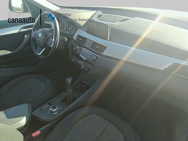 BMW X1 sDrive18d color Negro. Año 2018. 110KW(150CV). Diésel. En concesionario CANAAUTO - TACO de Sta. C. Tenerife