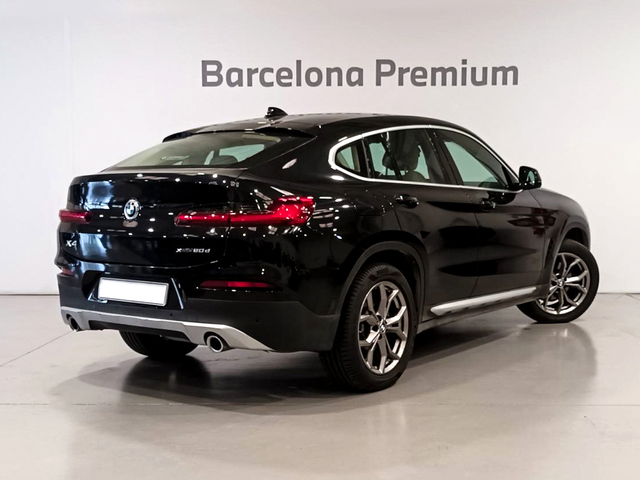 BMW X4 xDrive20d color Negro. Año 2019. 140KW(190CV). Diésel. En concesionario Barcelona Premium -- GRAN VIA de Barcelona
