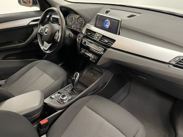 BMW X1 sDrive18d color Blanco. Año 2021. 110KW(150CV). Diésel. En concesionario Maberauto de Castellón