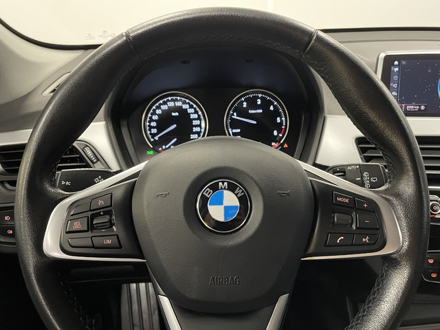 BMW X1 sDrive18d color Blanco. Año 2021. 110KW(150CV). Diésel. En concesionario Maberauto de Castellón