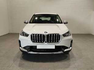 Fotos de BMW X1 sDrive18d color Blanco. Año 2024. 110KW(150CV). Diésel. En concesionario MOTOR MUNICH CADI SL-MANRESA de Barcelona