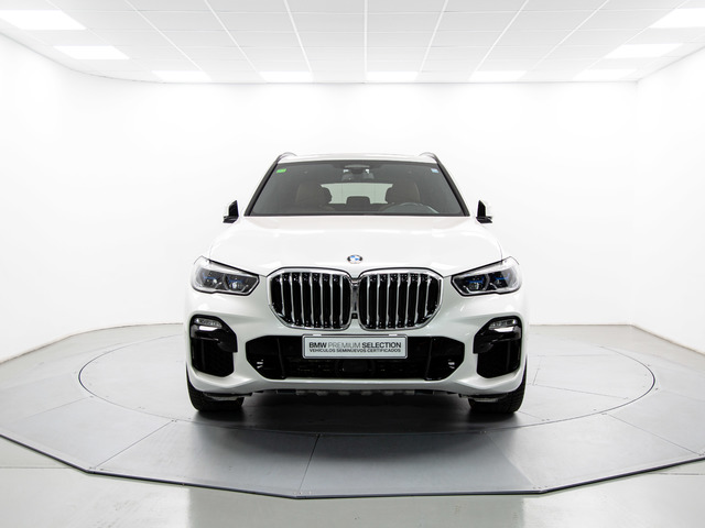 BMW X5 xDrive40i color Blanco. Año 2019. 250KW(340CV). Gasolina. En concesionario Móvil Begar Alicante de Alicante