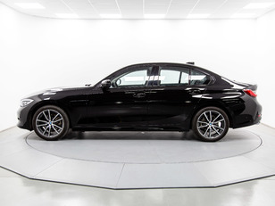 Fotos de BMW X1 sDrive18d color Negro. Año 2021. 110KW(150CV). Diésel. En concesionario Móvil Begar Alicante de Alicante