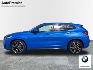 Fotos de BMW X2 sDrive18i color Azul. Año 2022. 103KW(140CV). Gasolina. En concesionario Auto Premier, S.A. - MADRID de Madrid