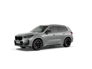 Fotos de BMW X1 M35i color Gris Plata. Año 2024. 221KW(300CV). Gasolina. En concesionario Pruna Motor de Barcelona