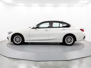 Fotos de BMW Serie 3 320d color Blanco. Año 2020. 140KW(190CV). Diésel. En concesionario Móvil Begar Alicante de Alicante