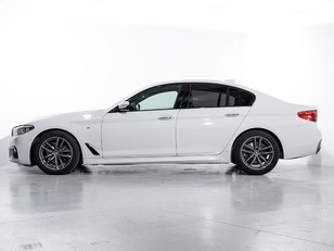 Fotos de BMW Serie 5 520d color Blanco. Año 2020. 140KW(190CV). Diésel. En concesionario Oliva Motor Girona de Girona