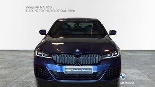 Fotos de BMW Serie 5 530e color Azul. Año 2022. 215KW(292CV). Híbrido Electro/Gasolina. En concesionario BYmyCAR Madrid - Alcalá de Madrid