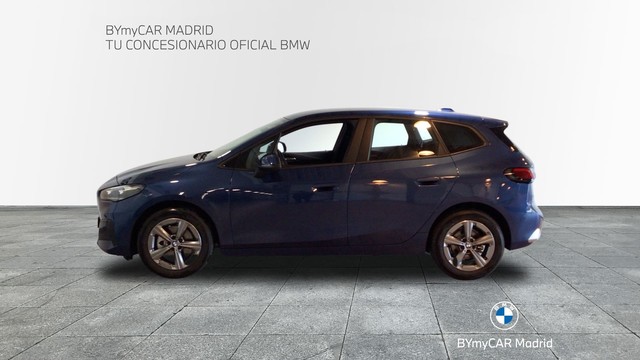 BMW Serie 2 218i Active Tourer color Azul. Año 2022. 100KW(136CV). Gasolina. En concesionario BYmyCAR Madrid - Alcalá de Madrid