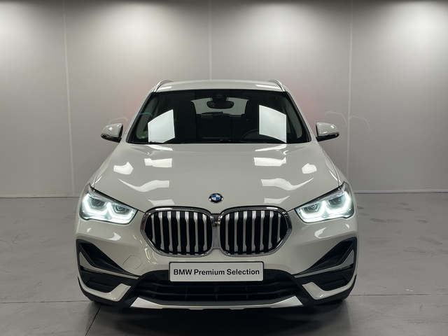BMW X1 xDrive18d color Blanco. Año 2020. 110KW(150CV). Diésel. En concesionario Maberauto de Castellón