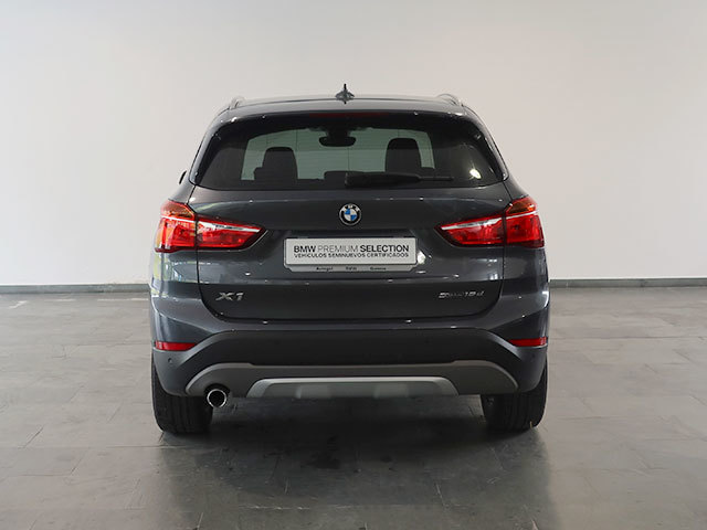 BMW X1 sDrive16d color Gris. Año 2019. 85KW(116CV). Diésel. En concesionario Autogal de Ourense