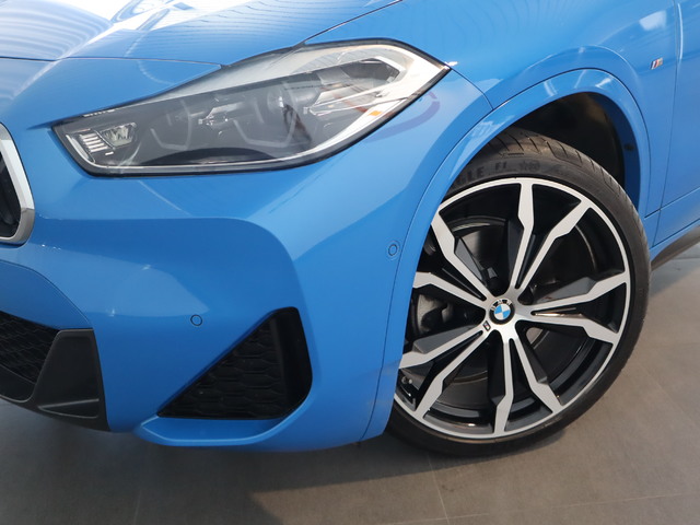 BMW X2 sDrive18d color Azul. Año 2022. 110KW(150CV). Diésel. En concesionario Pruna Motor, S.L de Barcelona