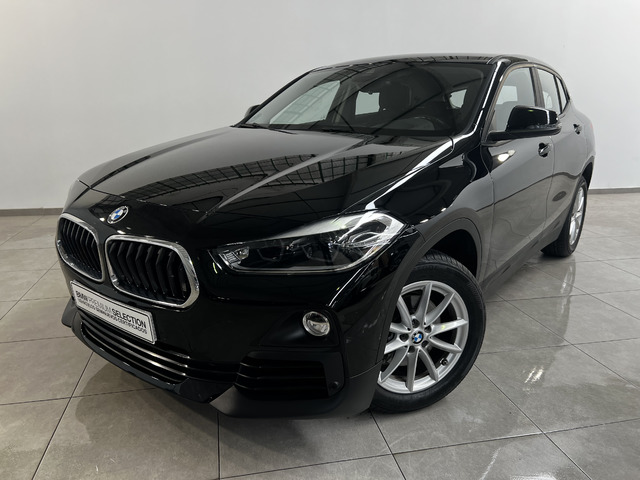 BMW X2 sDrive18i color Negro. Año 2018. 103KW(140CV). Gasolina. En concesionario Movitransa Cars Jerez de Cádiz