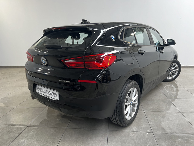 BMW X2 sDrive18i color Negro. Año 2018. 103KW(140CV). Gasolina. En concesionario Movitransa Cars Jerez de Cádiz