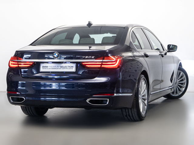 BMW Serie 7 730d color Azul. Año 2019. 195KW(265CV). Diésel. En concesionario Fuenteolid de Valladolid