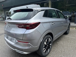 Opel Grandland 1.2T XHT Hybrid de segunda mano