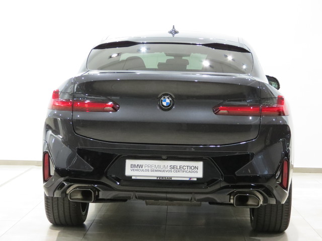 BMW X4 xDrive20d color Gris. Año 2023. 140KW(190CV). Diésel. En concesionario SAN JUAN Automoviles Fersan S.A. de Alicante