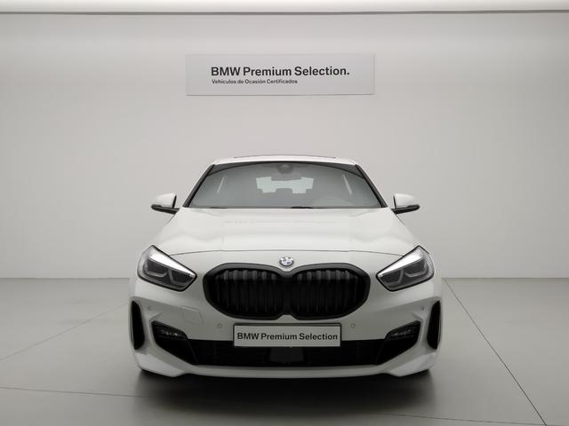 BMW Serie 1 118d color Blanco. Año 2022. 110KW(150CV). Diésel. En concesionario Automotor Premium Viso - Málaga de Málaga