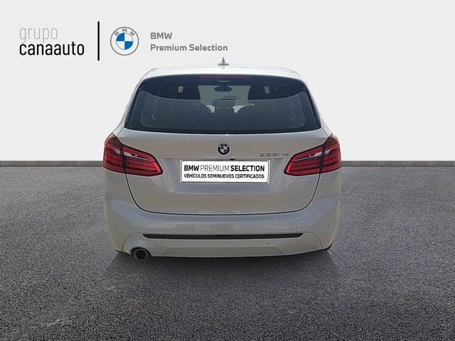 BMW Serie 2 225xe iPerformance Active Tourer color Blanco. Año 2020. 165KW(224CV). Híbrido Electro/Gasolina. En concesionario CANAAUTO - LA OROTAVA de Sta. C. Tenerife