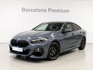 Fotos de BMW Serie 2 218i Gran Coupe color Gris. Año 2022. 103KW(140CV). Gasolina. En concesionario Barcelona Premium -- GRAN VIA de Barcelona