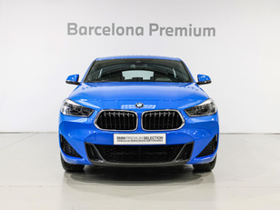 Fotos de BMW X2 sDrive18i color Azul. Año 2022. 103KW(140CV). Gasolina. En concesionario Barcelona Premium -- GRAN VIA de Barcelona