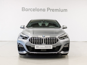 Fotos de BMW Serie 2 218d Gran Coupe color Gris. Año 2022. 110KW(150CV). Diésel. En concesionario Barcelona Premium -- GRAN VIA de Barcelona