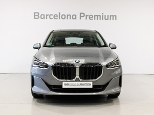 Fotos de BMW Serie 2 218d Active Tourer color Gris. Año 2022. 110KW(150CV). Diésel. En concesionario Barcelona Premium -- GRAN VIA de Barcelona