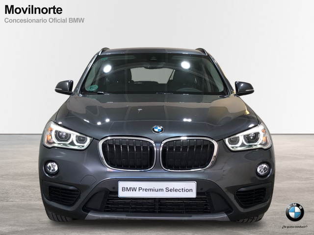 BMW X1 sDrive18i color Gris. Año 2019. 103KW(140CV). Gasolina. En concesionario Movilnorte El Plantio de Madrid