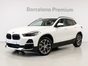 Fotos de BMW X2 sDrive18i color Blanco. Año 2023. 103KW(140CV). Gasolina. En concesionario Barcelona Premium -- GRAN VIA de Barcelona