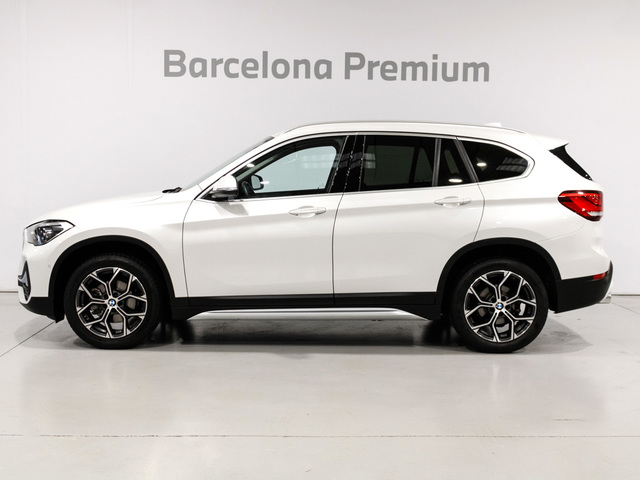 BMW X1 sDrive18d color Blanco. Año 2019. 110KW(150CV). Diésel. En concesionario Barcelona Premium -- GRAN VIA de Barcelona