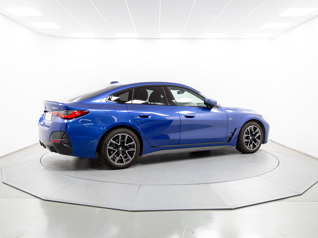 BMW Serie 4 420d Gran Coupe color Azul. Año 2024. 140KW(190CV). Diésel. En concesionario Movil Begar Petrer de Alicante