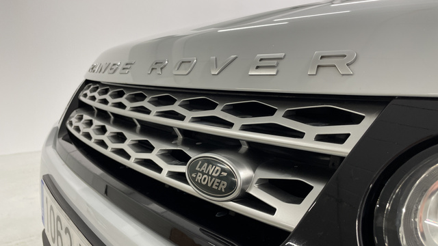Land Rover Range Rover Sport 3.0 TDV6 - 21