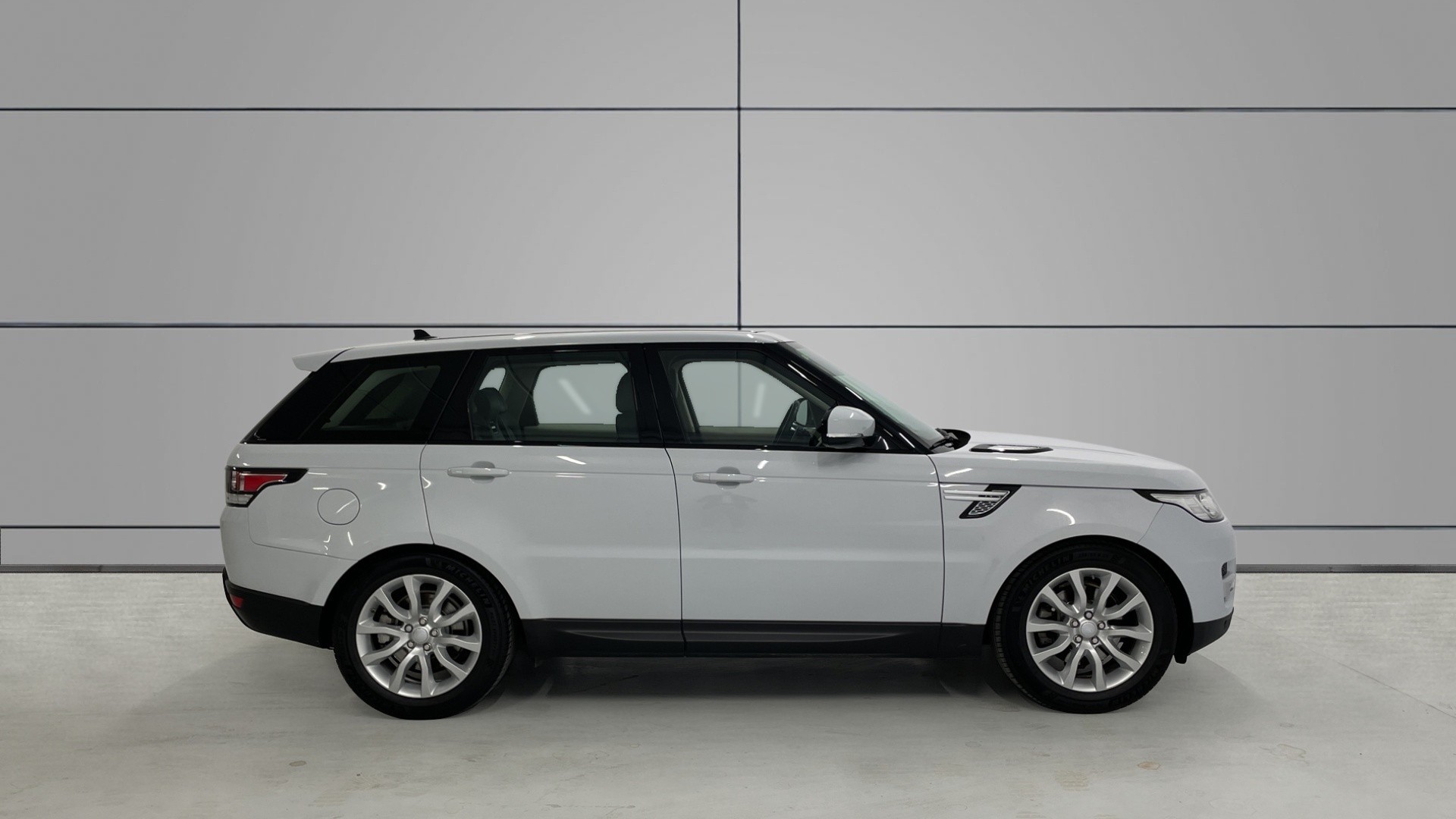 Land Rover Range Rover Sport 3.0 TDV6 - 6