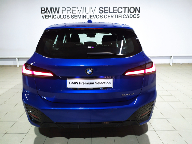 BMW Serie 2 218d Active Tourer color Azul. Año 2023. 110KW(150CV). Diésel. En concesionario Hispamovil, Orihuela de Alicante