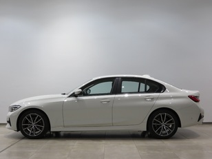 Fotos de BMW Serie 3 320d color Blanco. Año 2019. 140KW(190CV). Diésel. En concesionario GANDIA Automoviles Fersan, S.A. de Valencia