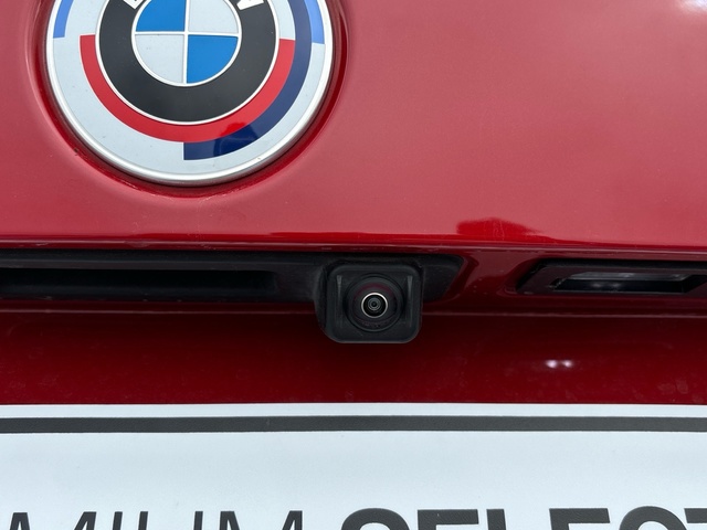 BMW Serie 3 320d Touring color Rojo. Año 2023. 140KW(190CV). Diésel. En concesionario Grünblau Motor (Bmw y Mini) de Cantabria