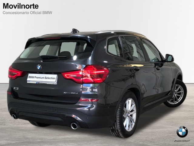 BMW X3 xDrive20d color Gris. Año 2020. 140KW(190CV). Diésel. En concesionario Movilnorte El Carralero de Madrid