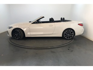 Fotos de BMW Serie 4 M440i Cabrio color Blanco. Año 2022. 275KW(374CV). Gasolina. En concesionario Proa Premium Ibiza de Baleares