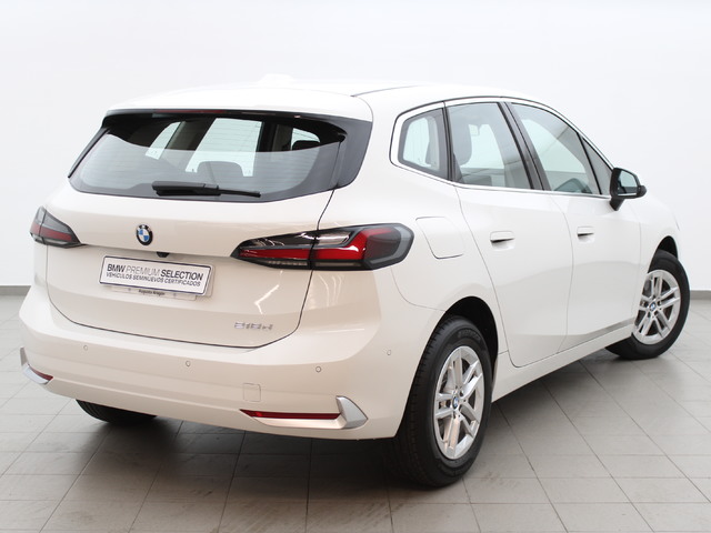 BMW Serie 2 218d Active Tourer color Blanco. Año 2022. 110KW(150CV). Diésel. En concesionario Augusta Aragon S.A. de Zaragoza