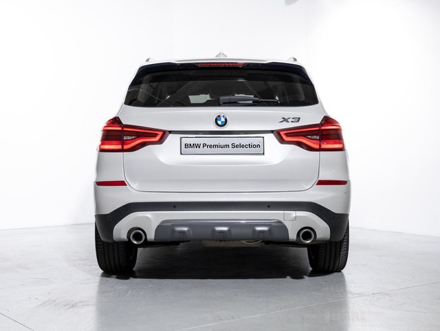 BMW X3 xDrive20d color Blanco. Año 2018. 140KW(190CV). Diésel. En concesionario Oliva Motor Girona de Girona