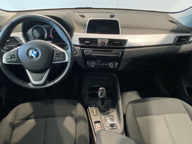 BMW X1 sDrive18d color Blanco. Año 2018. 110KW(150CV). Diésel. En concesionario Automotor Premium Viso - Málaga de Málaga
